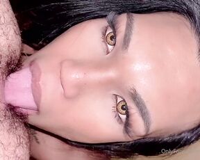 Ladyboy Mandy aka leidyboymandy - 08-11-2021 OnlyFans Video - There are guys who love their holes to be licked How about you