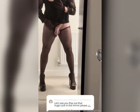 Danni_Longdong aka danni_longdong - 10-29-2024 OnlyFans Video - Weekly QampA  Flopped out in front of a mirror