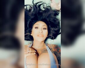 Kayla Koi aka thebodyoftexas - 01-02-2021 OnlyFans Video - New year Eve 2020