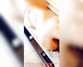 Kayla Koi aka thebodyoftexas - 11-11-2020 OnlyFans Video - Tanning bed nakedness