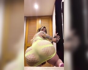 Megan Soto aka megansotoh - 07-27-2024 OnlyFans Video - Viernes social