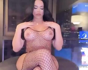 TsLaurenCox aka tslaurencox - 08-12-2024 OnlyFans Video - BRAND NEW SUPER HOT COLLAB Things get hot and sweaty with lil_kumdumpstr tsparrisxxx and sierrasospicy CHECK