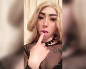 Audrey Maffia aka audreymaffia - 01-20-2020 OnlyFans Video - Give me something to suck