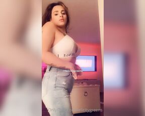 Felicity Fox aka thefelicityfox - 07-13-2021 OnlyFans Video - I kinda like the white underwear with just jeans look