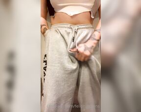 Felicity Fox aka thefelicityfox - 02-28-2022 OnlyFans Video - Grey sweatpants and no panties