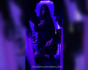 TS Eevie_chan aka eevie_chan - 08-06-2021 OnlyFans Video - Your goth gf has a surprise for you