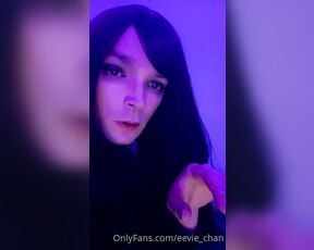 TS Eevie_chan aka eevie_chan - 08-06-2021 OnlyFans Video - Your goth gf has a surprise for you