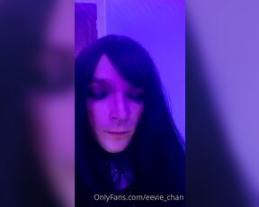 TS Eevie_chan aka eevie_chan - 08-06-2021 OnlyFans Video - Your goth gf has a surprise for you