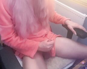 TS Eevie_chan aka eevie_chan - 08-29-2021 OnlyFans Video - Wish I had someone to play with me whilst I sit in my chair playing games