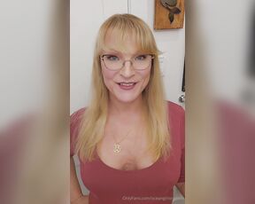 TS Ocean Girl aka oceangirlonshow - 01-04-2024 OnlyFans Video - You came over to visit your auntie Ocean and we both ended up flirting hard