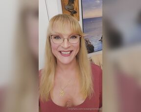 TS Ocean Girl aka oceangirlonshow - 01-04-2024 OnlyFans Video - You came over to visit your auntie Ocean and we both ended up flirting hard