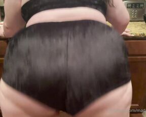 Madame Morgan aka madamemorganxxx - 01-21-2022 OnlyFans Video - Thursdays are for twerking