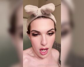 Madame Morgan aka madamemorganxxx - 10-22-2023 OnlyFans Video - Why arent your on your knees worshipping your goddess