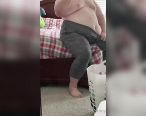 TS Asoftgoth aka asoftgoth - 08-11-2022 OnlyFans Video - Watch me attempt to untuck my belly from my pants with just one hand  I