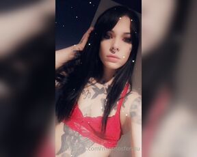 Amy Nosferatu aka zeenosferatu - 12-23-2020 OnlyFans Video - Merry crisis and happy new fear