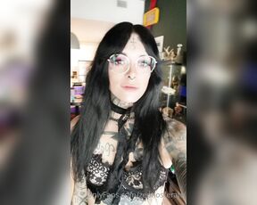 Amy Nosferatu aka zeenosferatu - 06-18-2023 OnlyFans Video - About to wreck la