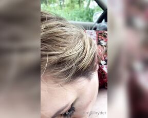 Lili Ryder aka liliryder - 12-27-2020 OnlyFans Video - A quick blowie in the car