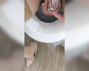 Rachael Belle aka rachaelbelle - 04-08-2022 OnlyFans Video - I love love LOVE finding my sissy cum just leaking out all over my cage as