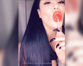 Sheyla Fong aka sheylafong - 10-30-2021 OnlyFans Video - Lick lick lick