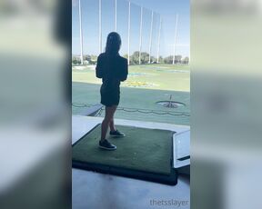 TS Slayer aka thexxxslayer - 08-20-2022 OnlyFans Video - Wow jasmine_lotus is sneaky good at top golf Check out the way she grips the club,