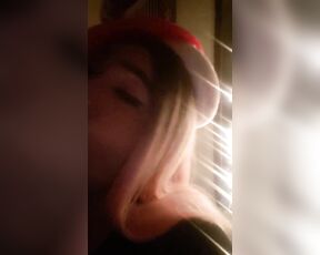 TS THROAT NYC aka mshooverthroat - 12-11-2018 OnlyFans Video - Nutted on my face by the xmas tree