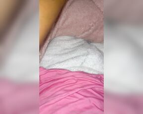 Isabel Amazing aka isabelamazing - 11-23-2023 OnlyFans Video - MORNING WOOD WHO WANTS TO SUCK IT