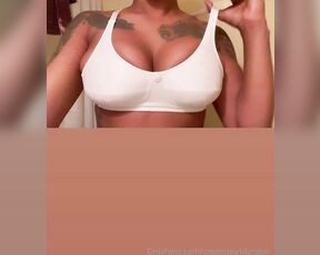 Creamy Londyn Dior aka creamylondyndior - 03-06-2024 OnlyFans Video - My breast are getting big af