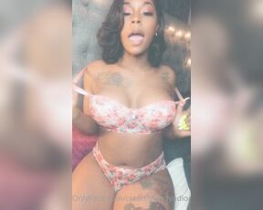 Creamy Londyn Dior aka creamylondyndior - 06-04-2020 OnlyFans Video - Whos up_qrog