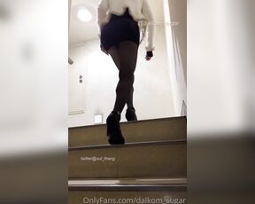 Dalkom_sugar aka dalkom_sugar - 02-21-2023 OnlyFans Video - 비상계단에서 사정당하고 그대로 팬티입혀저서 돌아다니다가 카페까지 pervert38