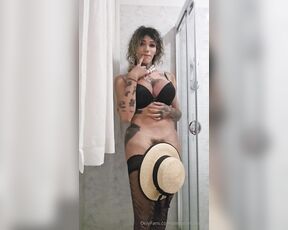 Prezottes House aka prezottes_house - 05-30-2024 OnlyFans Video - Below the hat