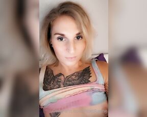 April Rayne aka hottrayne - 04-01-2021 OnlyFans Video - My goodies, my goodies, cum get some