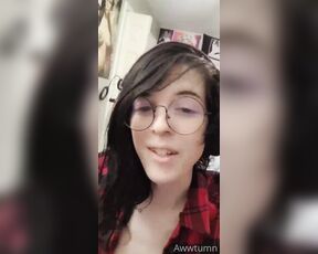 Autumn Rain aka awwtumdabottom - 12-17-2021 OnlyFans Video - Slight praise slight degradation for my pretty boys out there