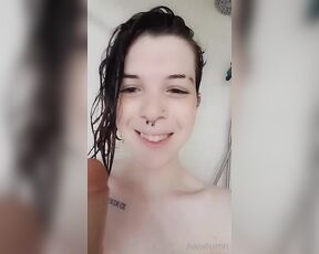 Autumn Rain aka awwtumdabottom - 06-25-2021 OnlyFans Video - Heres some hotness and cuteness Just wanted to let you guys know that Im getting into