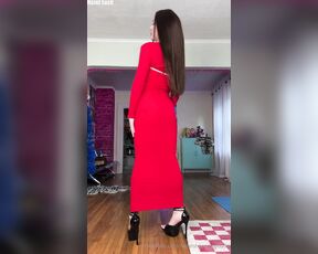 Hazel Lush aka Hazelshootsbigloads OnlyFans - 17 min Video Showing off in a tight red dress and then twerking and cmming all over your face