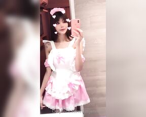 Yumi  TS aka kimjenniets - 12-23-2021 OnlyFans Video - Do you like my cute uniform