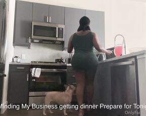 Ts irvianna aka irvianna1 - 08-02-2024 OnlyFans Video - So Im In The Kitchen preparing  for dinner, Then Suddenly He Walks In coming Home