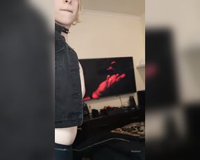 RosieXOX aka rosiexox2 - 04-01-2020 OnlyFans Video - owo like i could honest upload just 2 vids but like i know you guys wanna