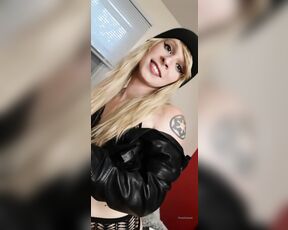 RosieXOX aka rosiexox2 - 09-15-2022 OnlyFans Video - 10 vids x lt3_ne0a