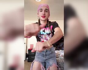 TS Dayven aka cosmicbaebee - 09-25-2024 OnlyFans Video - My lil transformation  the concert was sooo fun