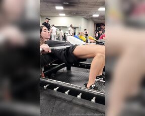 AGOS TS aka beachytsgirlvip - 10-04-2024 OnlyFans Video - Doing my best at gym  Trying to gain weight and muscles  I imagine hoy