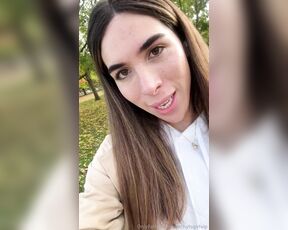 AGOS TS aka beachytsgirlvip - 11-04-2024 OnlyFans Video - Hiiiii, I went at early morning for a walk  at the Hyde Park in London