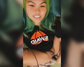 Genesis Green aka grand_genesis - 01-02-2024 OnlyFans Video - HAPPY NEW YEARS HEHEHE 333 Im still sick and have a hella bad migraine, but I