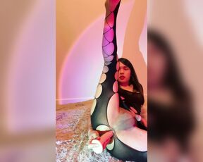 Ladyy_NatchaP aka ts_natcha - 06-19-2021 OnlyFans Video - This toy is in control