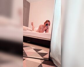 Androgynoux Boy aka androgynoux_boy - 09-17-2023 OnlyFans Video - you accompany me in my bed