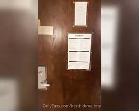 Herthickmajesty aka herthickmajesty - 04-28-2022 OnlyFans Video - I got a noise complaint at my hotel, but I was alone and quiet