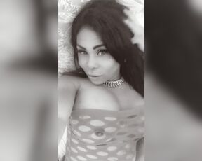 Jennifer aka Jennifercubants OnlyFans - Damn I love just lying down and have a man sucking my dick till make me cum