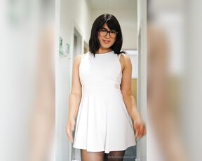 Alina Wang aka alinawang - 10-11-2024 OnlyFans Video - Quick pantyhose panties flashing