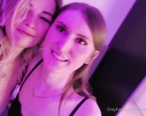 Emma Vai aka emma-without-rules - 05-28-2022 OnlyFans Video - And TS and her girlfriend TS playing together in theirs holes  to see the