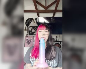 Adrian Lucero aka xtssuccubusx - 03-27-2024 OnlyFans Video - Who has a HUGE cock that I can do tongue tricks on You think I can