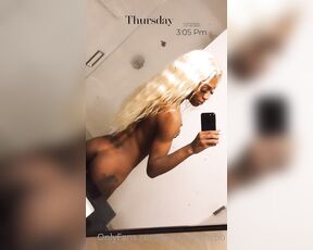 JamaicannBarbb aka jamaicannbarbb - 11-12-2020 OnlyFans Video - Come smoke  and fuck on me daddy